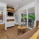 Estrada Mobile Kamp alanı