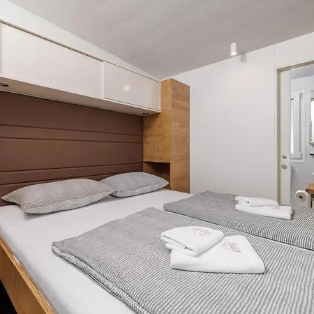 Campsite Estrada Mobile Biograd Na Moru