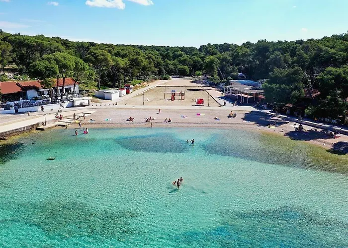 Kamp Estrada Mobile 4*