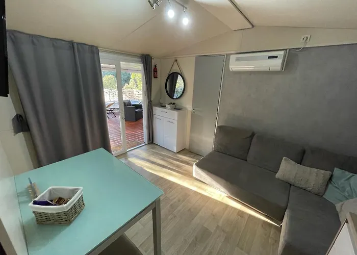 Estrada Mobile Kamp