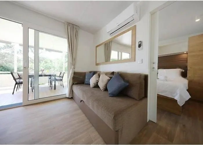 Kamp Estrada Mobile 4*